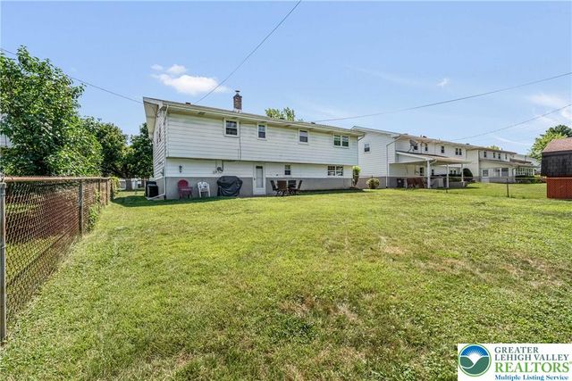 1535 Ralston Road, Bethlehem City, PA 18018