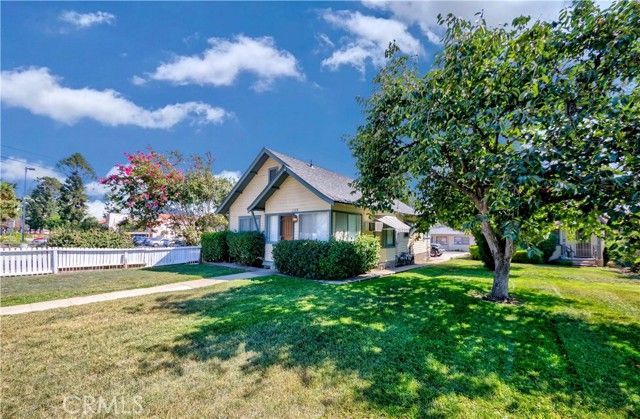 358 E 11th, Upland, CA 91786