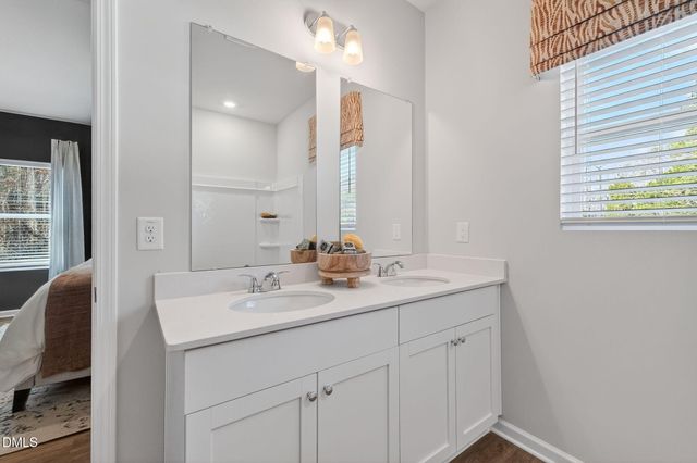 70 Muscovy Drive, Four Oaks, NC 27524