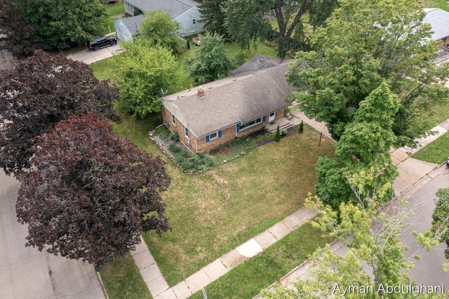 4248 Curwood Avenue SE, Grand Rapids, MI 49508