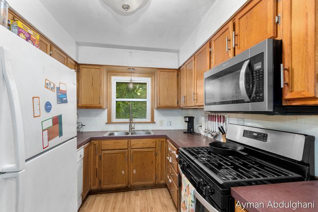 4248 Curwood Avenue SE, Grand Rapids, MI 49508