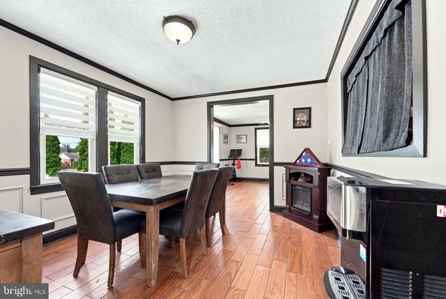20 CLEVELAND AVE, Blackwood, NJ 08012