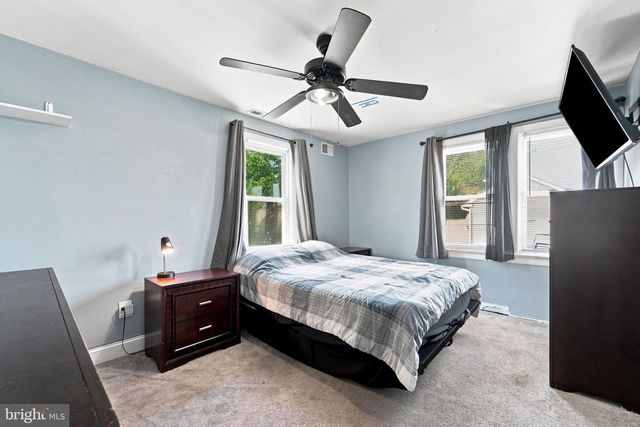 20 CLEVELAND AVE, Blackwood, NJ 08012