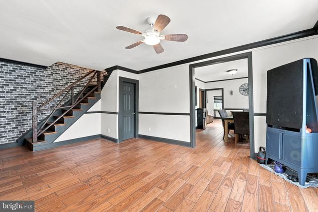 20 CLEVELAND AVE, Blackwood, NJ 08012