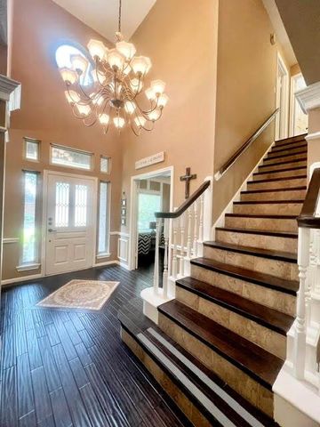 2030 Town Hill Drive, Houston, TX 77062