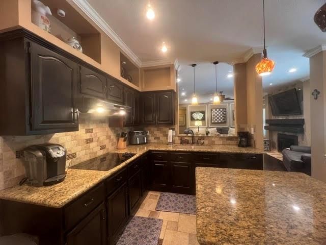 2030 Town Hill Drive, Houston, TX 77062