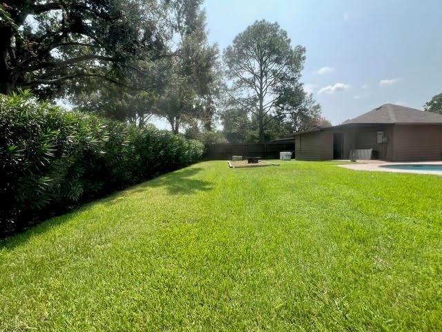 2030 Town Hill Drive, Houston, TX 77062