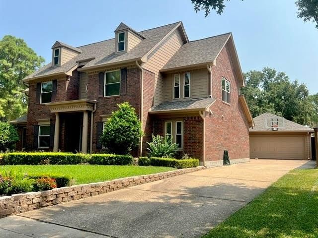 2030 Town Hill Drive, Houston, TX 77062