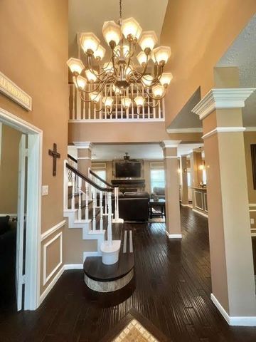 2030 Town Hill Drive, Houston, TX 77062