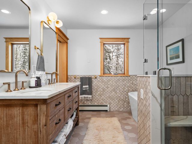 7135 E Birch Point Road, Elmwood Twp, MI 49684