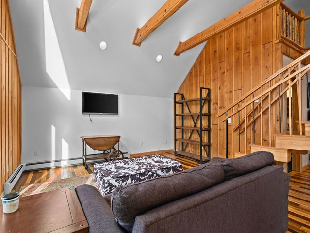 7135 E Birch Point Road, Elmwood Twp, MI 49684