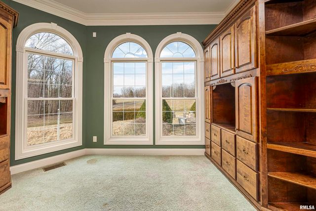 3115 W Striegel Road, Carbondale, IL 62901