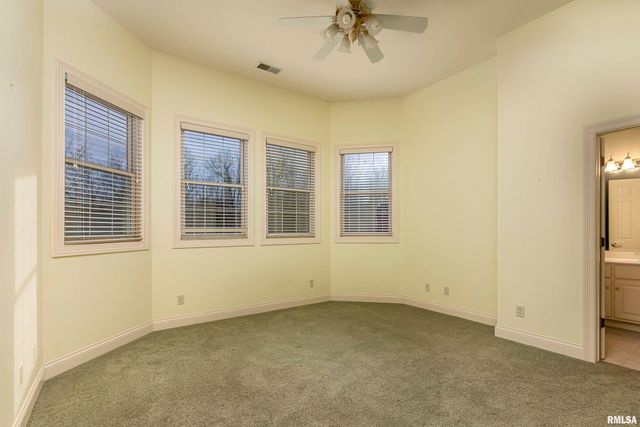 3115 W Striegel Road, Carbondale, IL 62901