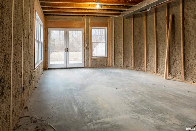 3115 W Striegel Road, Carbondale, IL 62901