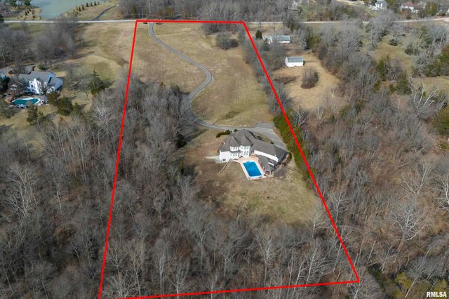 3115 W Striegel Road, Carbondale, IL 62901