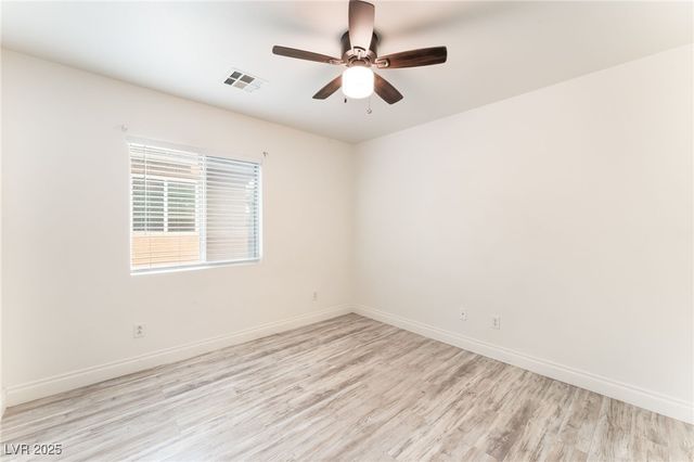 5280 Shreve Avenue, Las Vegas, NV 89156