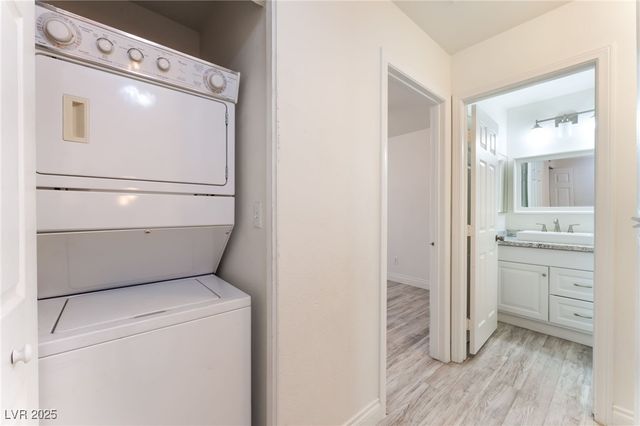 5280 Shreve Avenue, Las Vegas, NV 89156