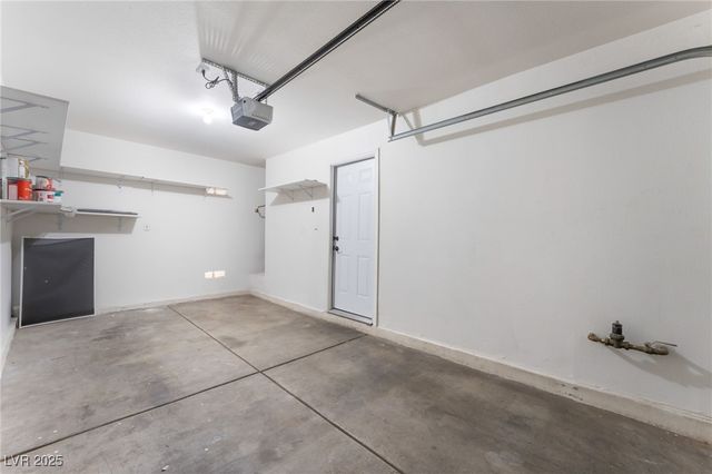 5280 Shreve Avenue, Las Vegas, NV 89156