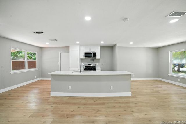 4142 Willow Green, San Antonio, TX 78217