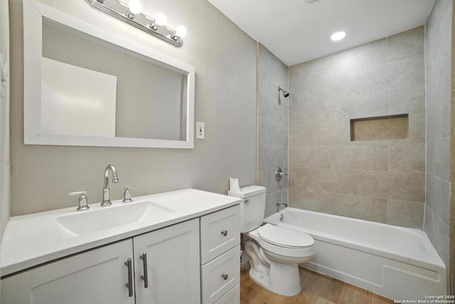 4142 Willow Green, San Antonio, TX 78217