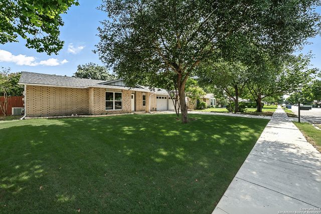 4142 Willow Green, San Antonio, TX 78217
