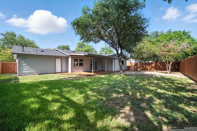 4142 Willow Green, San Antonio, TX 78217