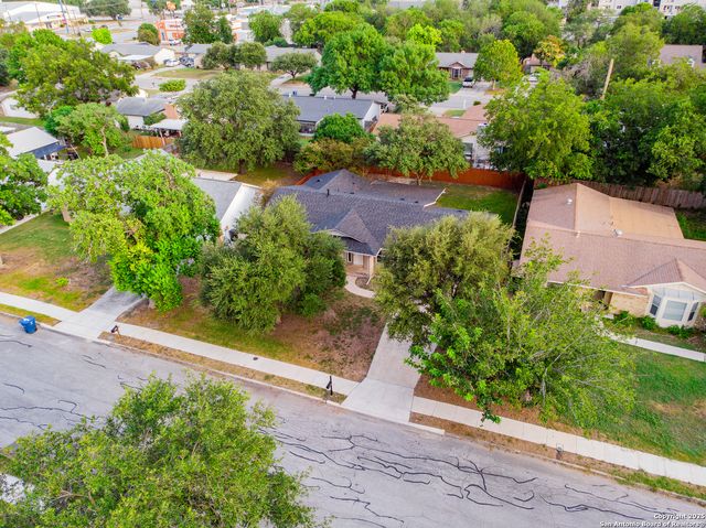 4142 Willow Green, San Antonio, TX 78217