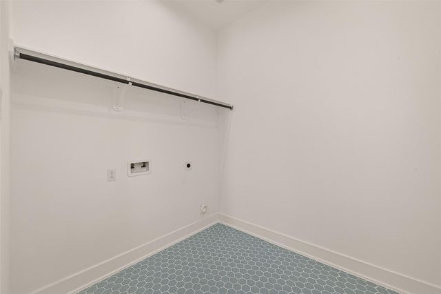 867 Lonnie Lane, Houston, TX 77091