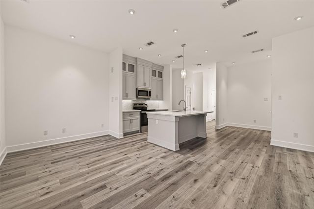 867 Lonnie Lane, Houston, TX 77091