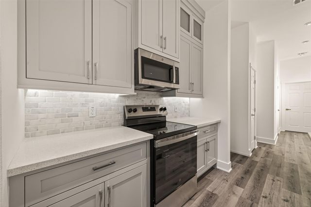 867 Lonnie Lane, Houston, TX 77091