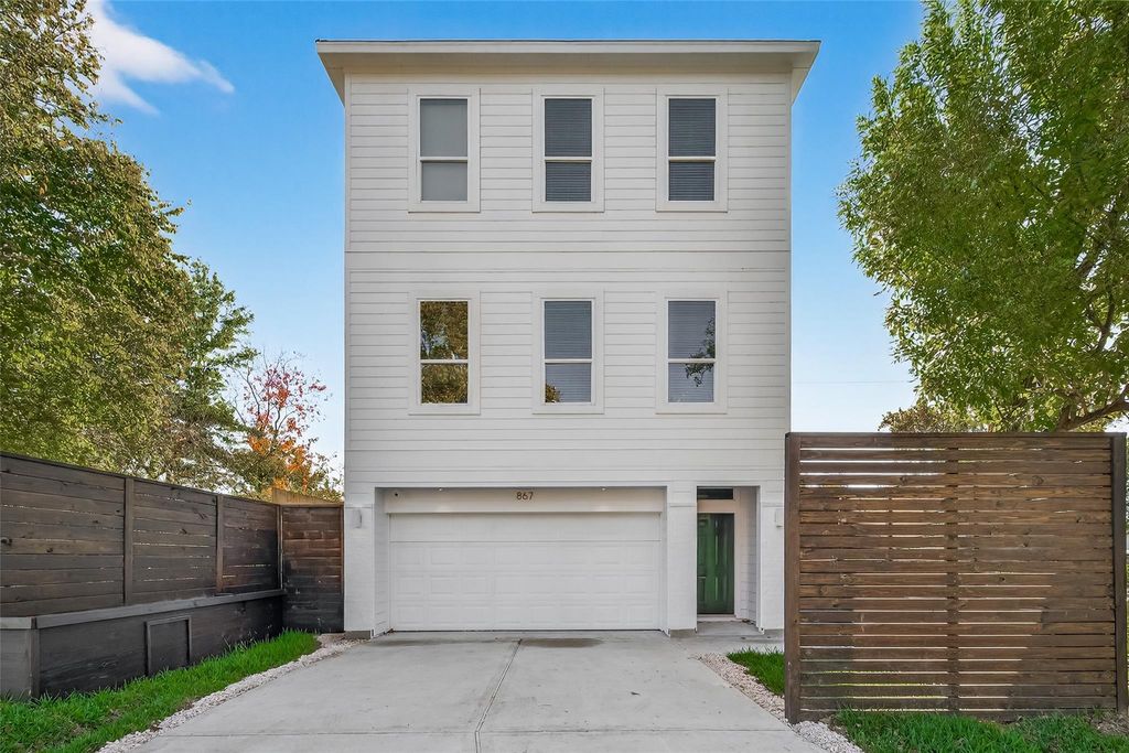 867 Lonnie Lane, Houston, TX 77091