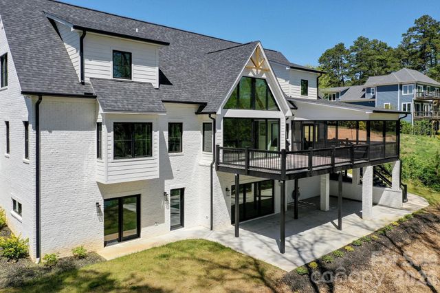 153 High Hills Drive, Mooresville, NC 28117