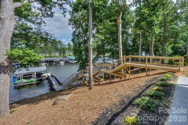 153 High Hills Drive, Mooresville, NC 28117