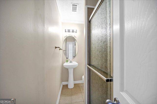 434 Berckman Drive NW, Lilburn, GA 30047