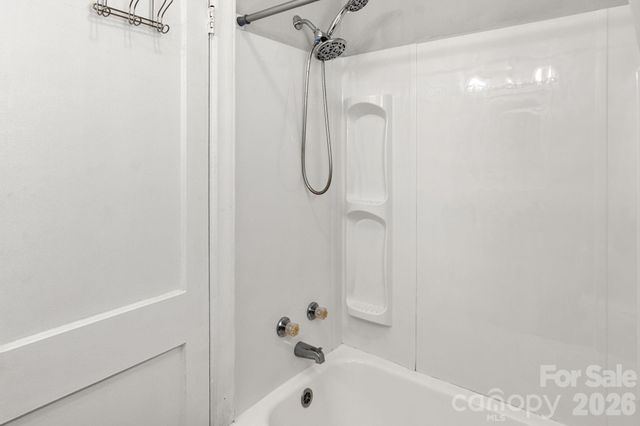 623 E 4th Avenue, Gastonia, NC 28054