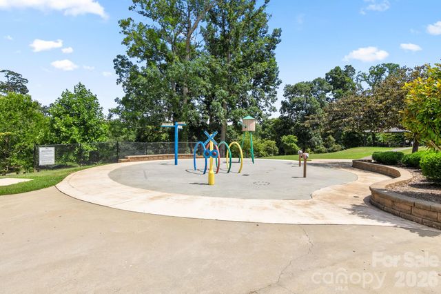 623 E 4th Avenue, Gastonia, NC 28054