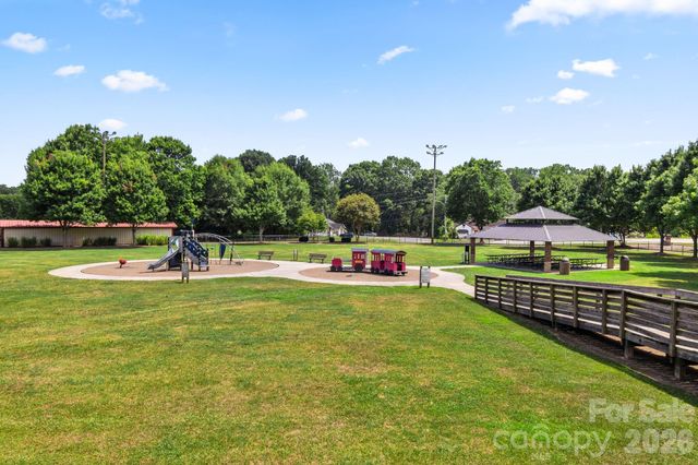 623 E 4th Avenue, Gastonia, NC 28054