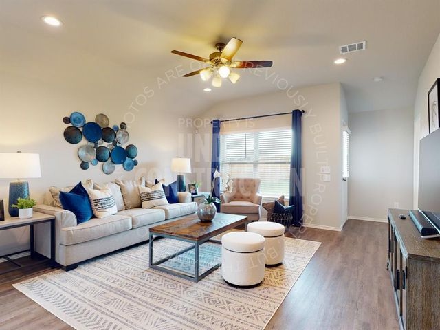 11841 NW 100th Street, Yukon, OK 73099