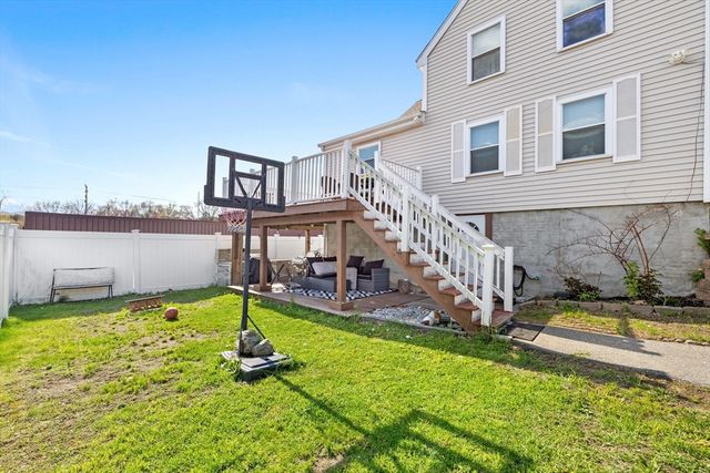 150 Hale St, Haverhill, MA 01830