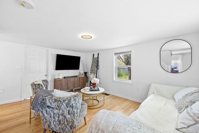 150 Hale St, Haverhill, MA 01830