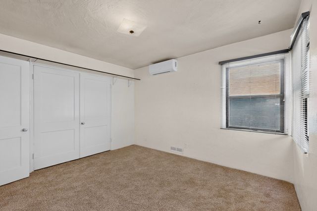 2723 Sierra Drive NE, Albuquerque, NM 87110