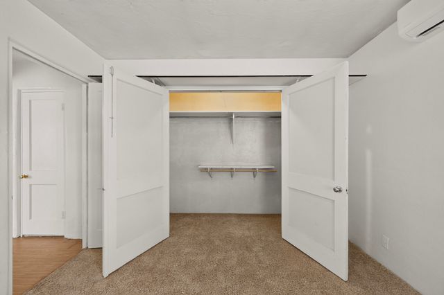 2723 Sierra Drive NE, Albuquerque, NM 87110