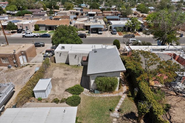 2723 Sierra Drive NE, Albuquerque, NM 87110