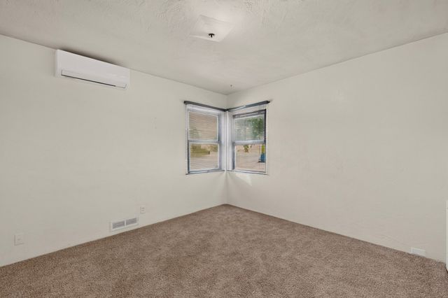 2723 Sierra Drive NE, Albuquerque, NM 87110