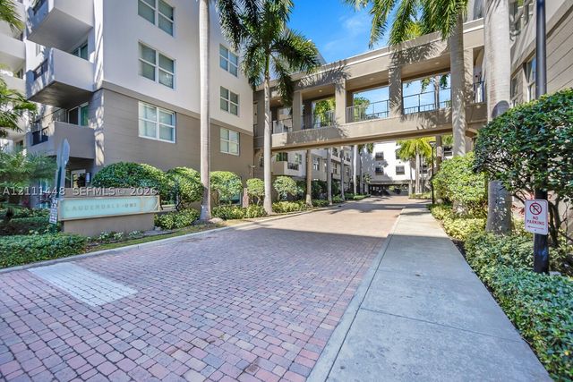 2421 NE 65th St 211, Fort Lauderdale, FL 33308