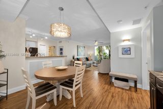 2421 NE 65th St 211, Fort Lauderdale, FL 33308