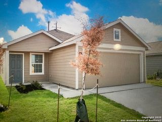 1323 Flame Tanager, San Antonio, TX 78245