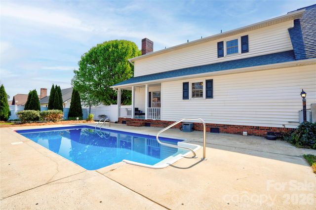 203 Carolina Drive, Cherryville, NC 28021