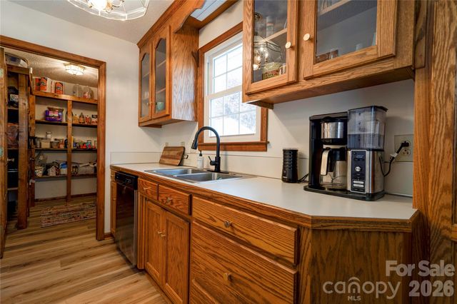 203 Carolina Drive, Cherryville, NC 28021