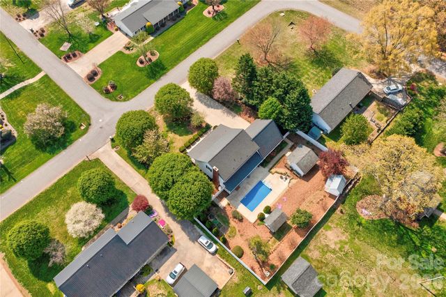 203 Carolina Drive, Cherryville, NC 28021